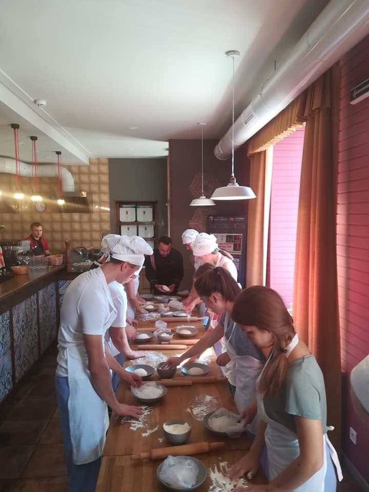 Майстер-клас в кафе грузинської кухні «Стумарі»